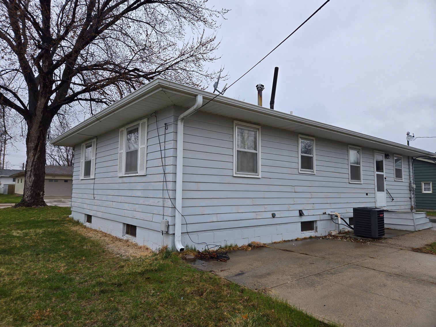Image for 211 Davis Street in O'Neill, NE