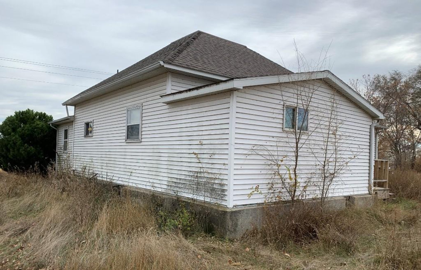 Image for DEAN & DOROTHY MILLER FARM LAND AND BUILDING SITE ONLINE ONLY AUCTION