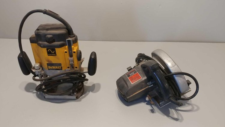 Image for RON & LIZ OVERLANDER ESTATE ONLINE ONLY AUCTION