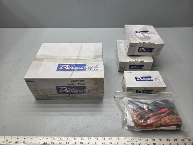 Image for DIRECTED OVERHEAD MONITOR & DVD PLAYER