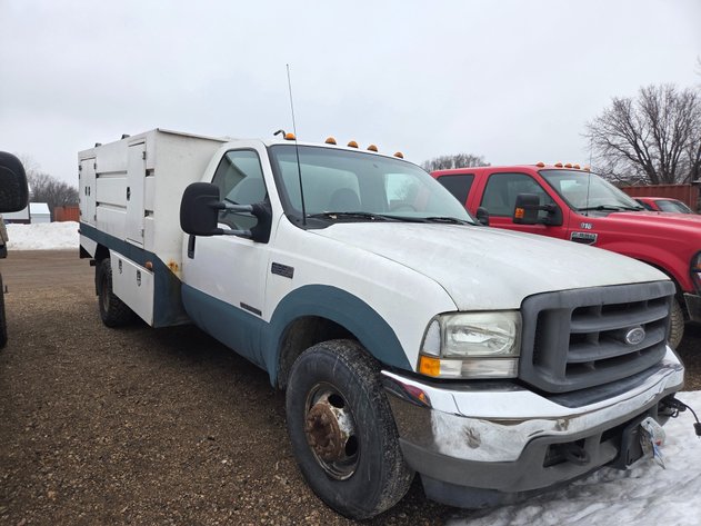 Image for 2002 FORD DRW (DUAL REAR WHEEL) SERVICE TRUCK