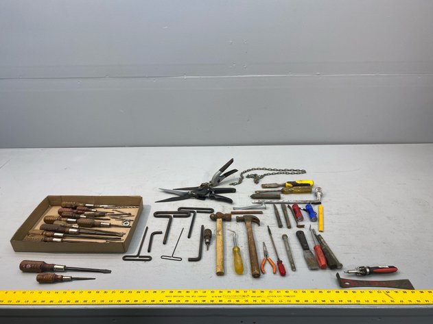 Image for TOOLS / SCREWDRIVERS