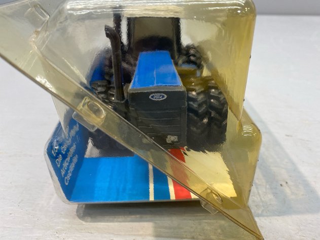 Image for SCALE TRACTOR