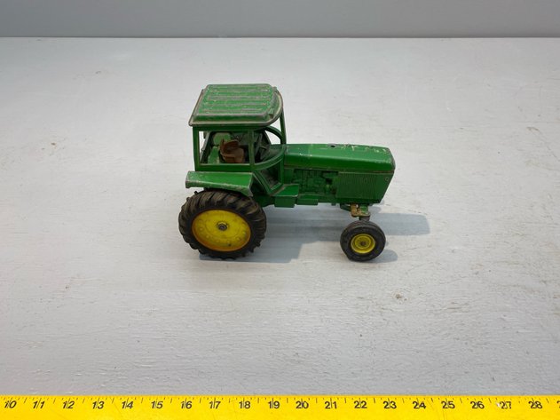 Image for SCALE TRACTOR