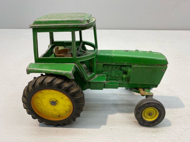 Image for SCALE TRACTOR