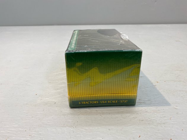 Image for SCALE TRACTOR