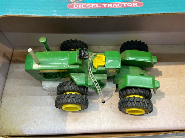 Image for SCALE TRACTOR