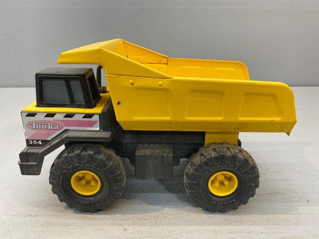 Image for SCALE DUMP TRUCK
