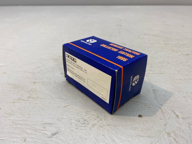 Image for SCALE TRACTOR