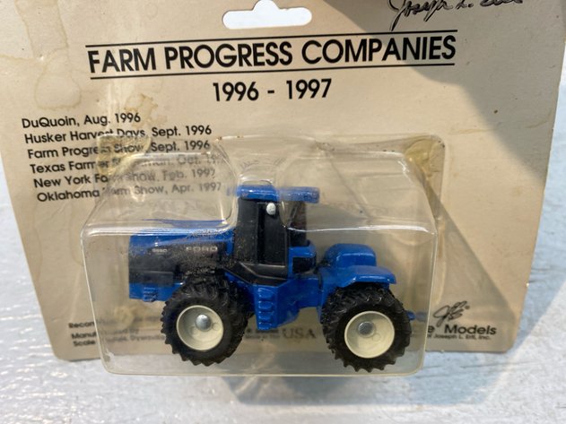 Image for SCALE TRACTOR