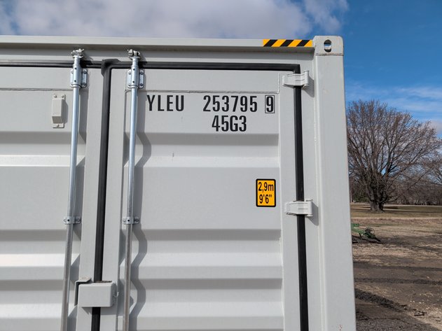 Image for 40' 4-DOOR SHIPPING CONTAINER