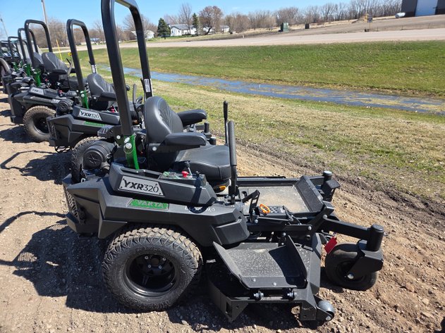 Image for YAKTA YXR320 ZERO TURN