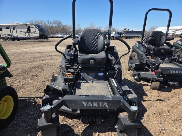 Image for YAKTA YXR320 ZERO TURN