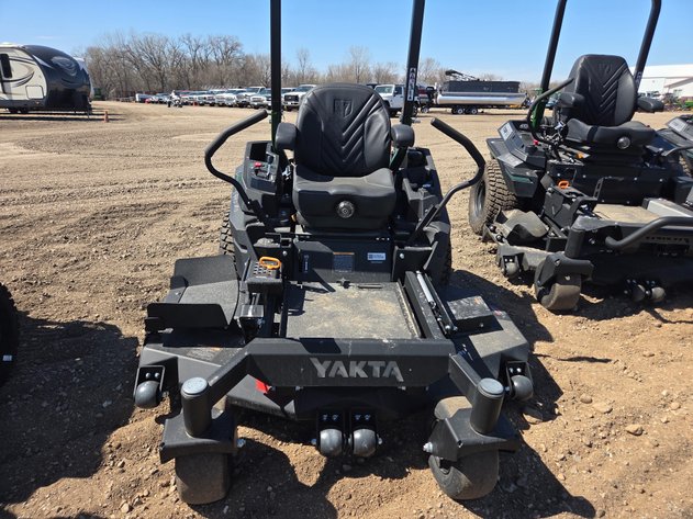 Image for YAKTA YXR320 ZERO TURN