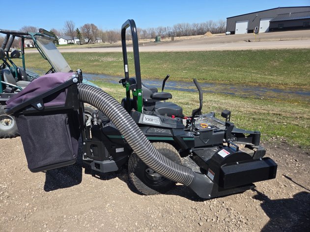 Image for YAKTA YXR720 ZERO TURN