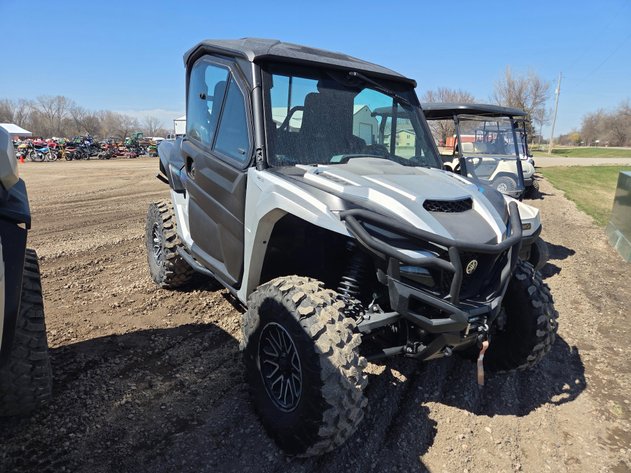 Image for 2024 YAMAHA LIMITED EDITION R-MAX 2 WOLVERINE 1000