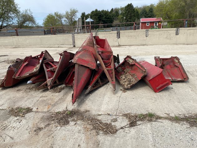Image for METAL COMBINE SNOOTS