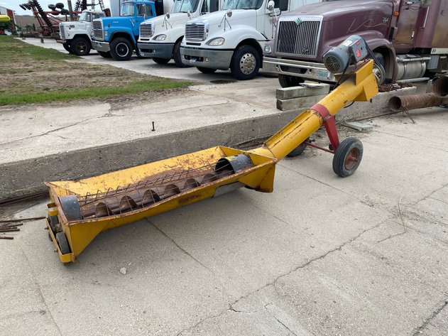 Image for SWING HOPPER AUGER