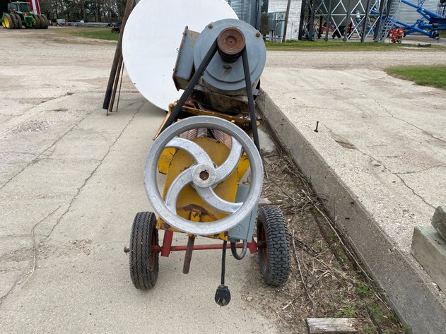 Image for SWING HOPPER AUGER
