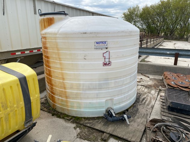 Image for 1000 GALLON TANK