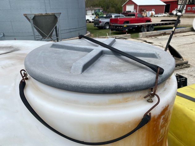 Image for 1000 GALLON TANK