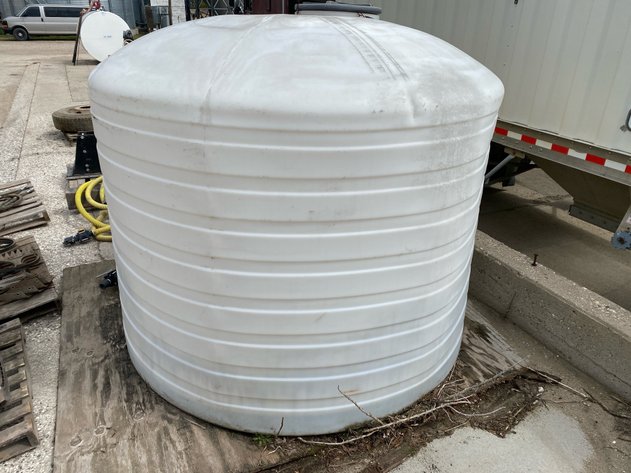 Image for 1000 GALLON TANK