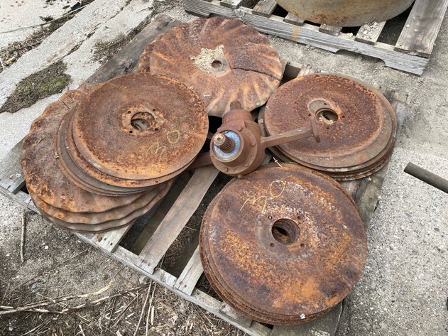 Image for PALLET OF CULTIVATOR DISCS