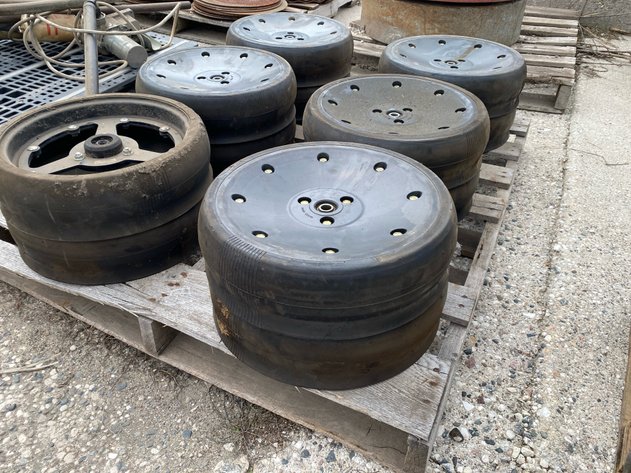 Image for PALLET OF GAUGE WHEELS