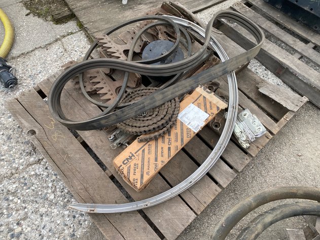 Image for [PALLET] SICKLE SECTIONS, BELTS, COMBINE HEAD CHAIN,  AND OTHER PARTS