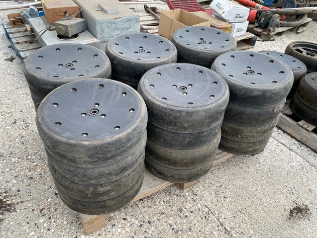 Image for PALLET OF GAUGE WHEELS