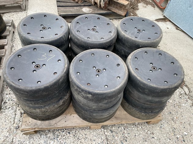 Image for PALLET OF GAUGE WHEELS