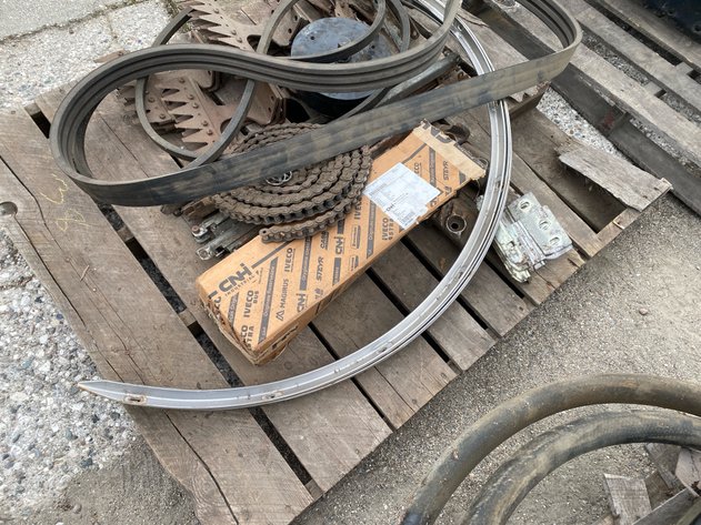 Image for [PALLET] SICKLE SECTIONS, BELTS, COMBINE HEAD CHAIN,  AND OTHER PARTS