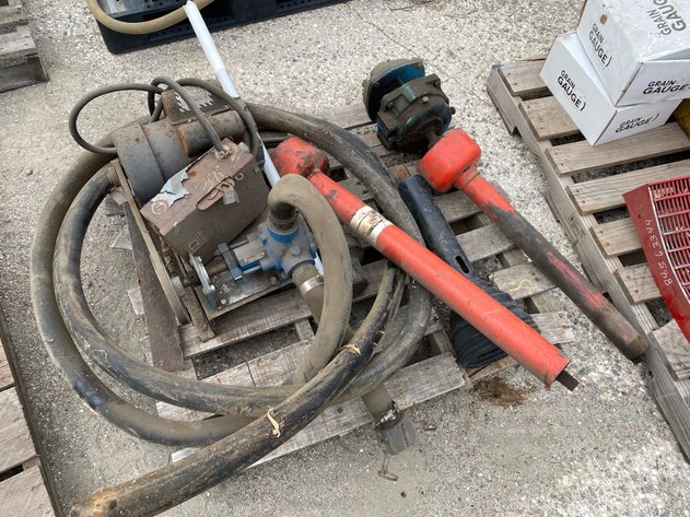 Image for PUMPS ON PALLETS