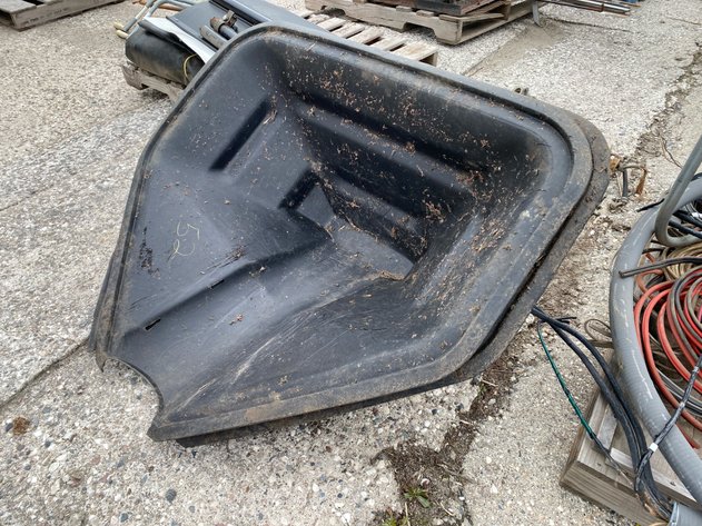 Image for AUGER HOPPERS