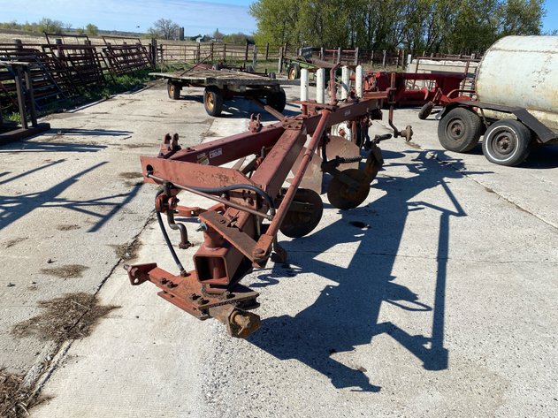Image for CASE IH 710 PLOW