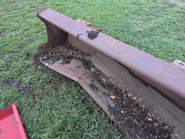 Image for JOHN DEERE LOADER BUCKET