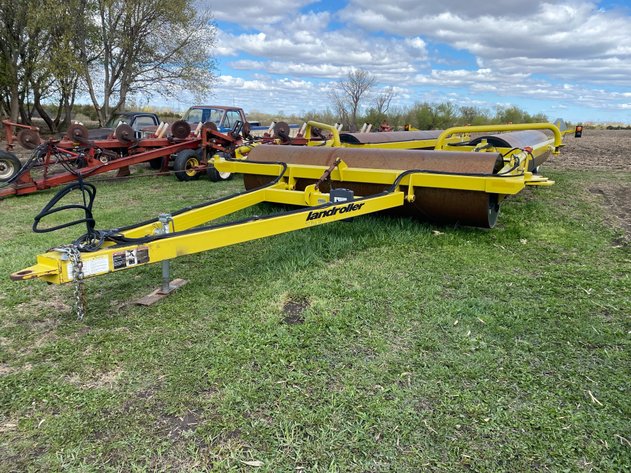 Image for 2014 DEGELMAN LAND ROLLER 7645