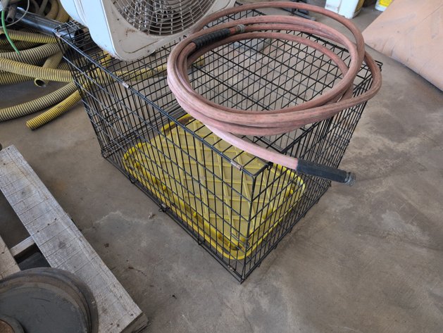 Image for FANS, DOG CRATE, AND HOSE