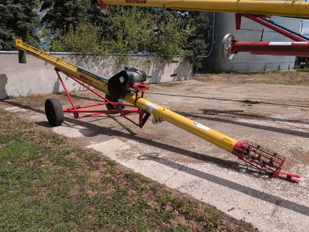 Image for 2015 WEST FIELD WR80-31 AUGER