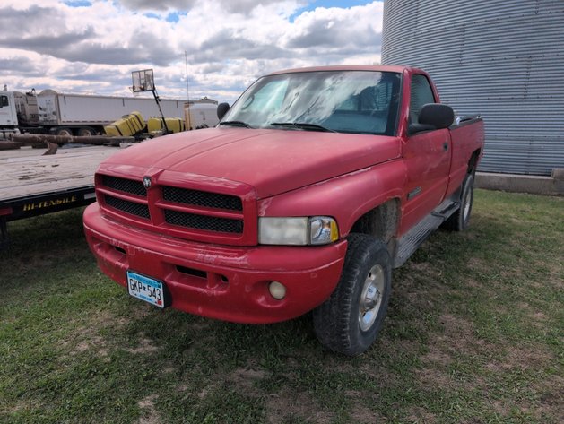 Image for 2001 DODGE RAM 2500 SPORT REGULAR CAB LONG BOX TRUCK