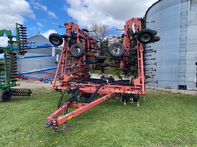 Image for 2011 CASE IH TIGER MATE 200 52’ FIELD CULTIVATOR