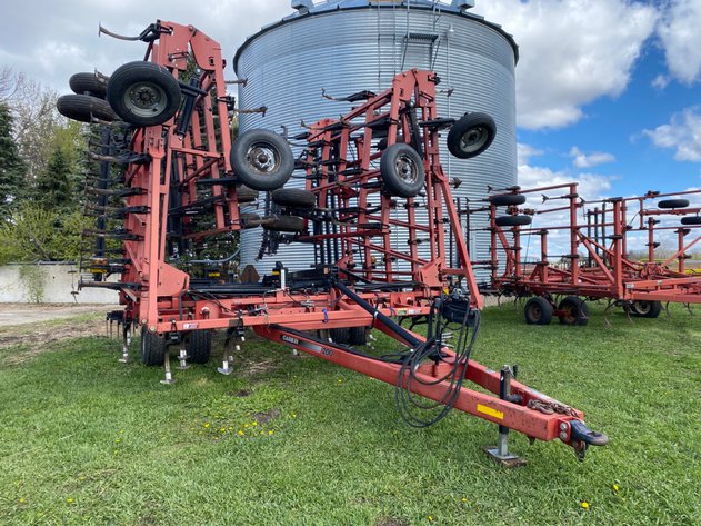 Image for 2011 CASE IH TIGER MATE 200 52’ FIELD CULTIVATOR