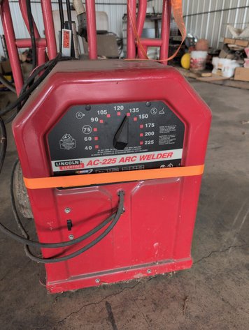 Image for LINCOLN WELDER