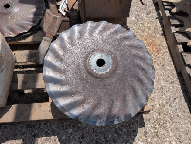 Image for PALLET WITH JACKS, AND PARTS