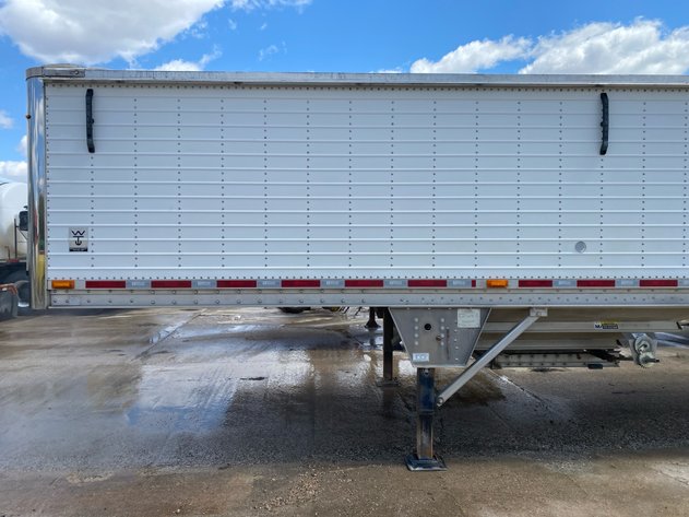 Image for 2013 WILSON ALUMINUM 40' HOPPER BOTTOM SEMI TRAILER