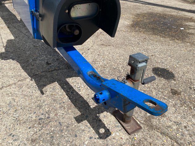Image for 2015 BRANDT 1080 SWING HOPPER AUGER