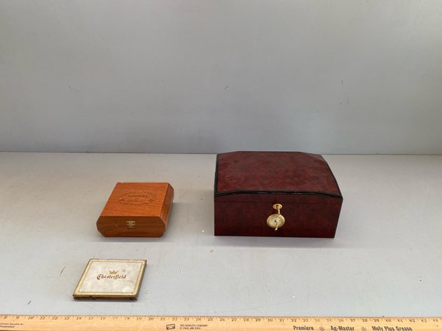 Image for CIGAR HUMIDOR