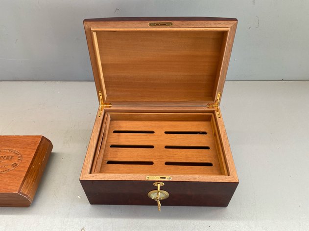 Image for CIGAR HUMIDOR