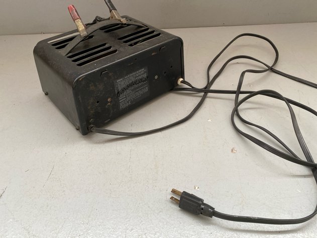 Image for BATTERY CHARGER