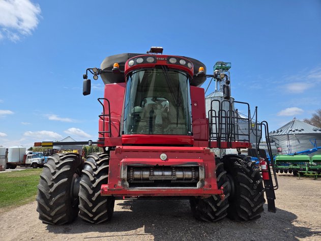 Image for 2012 CASE IH 8FS 8230 AXIAL-FLOW COMBINE